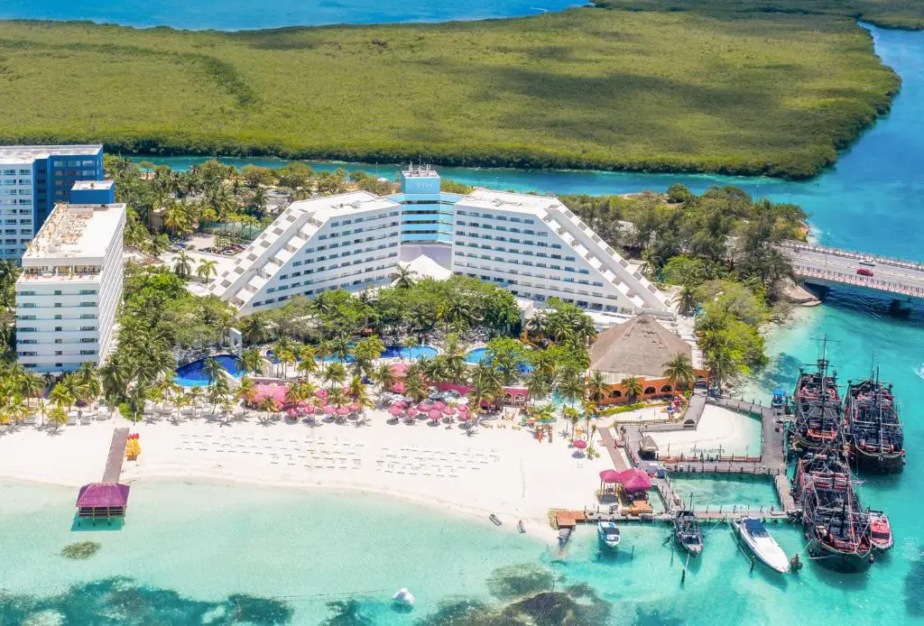 Oasis Palm mejores hoteles con playa cancun