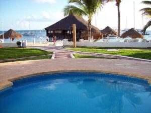 hoteles en cancun cerca de la playa​